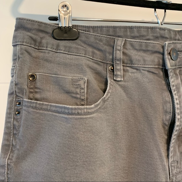 Buffalo | Slim Straight Stretch Grey Jeans - Picture 3 of 13